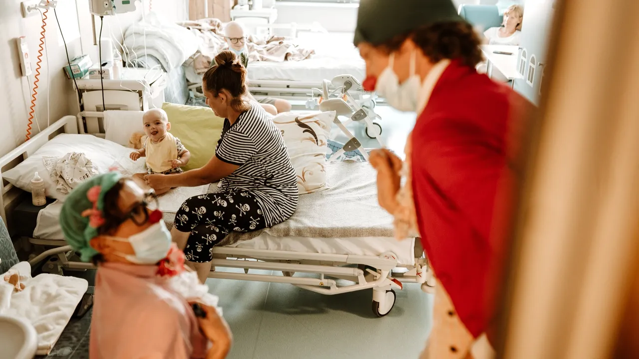 The Dancing Void — still 2