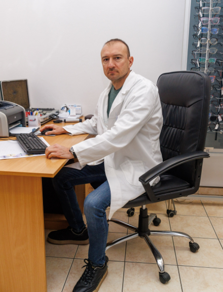 dr med Boris Karadžić