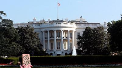 Trump's CLARITY Act Stirs Senate, Bitcoin Dips Below $74K