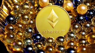 AI's $800B Boom Pressures Fed, Bitcoin's Rate-Cut Hopes Fade