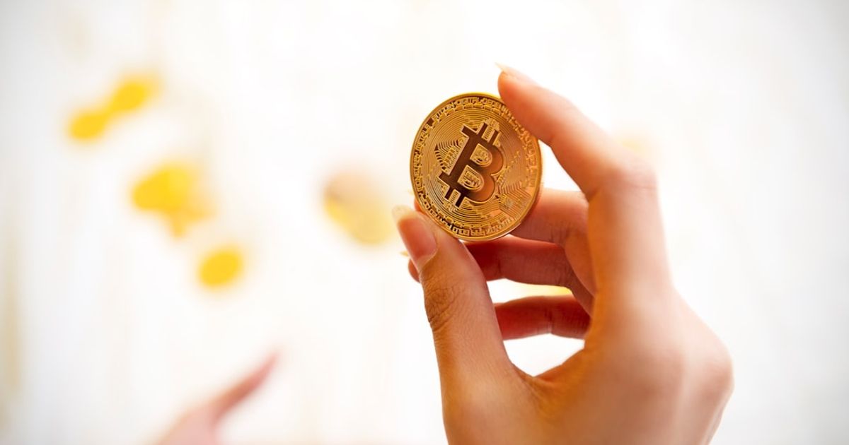 Bitcoin ETFs Face Historic Outflows Amid Institutional Wariness