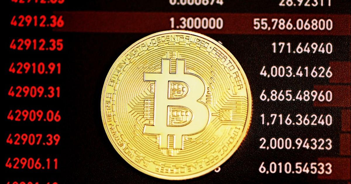 Bitcoin Surges to Key Resistance Amid Institutional Accumulation