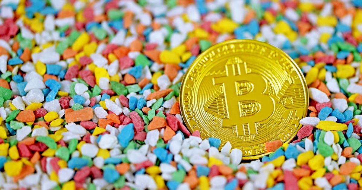 Bitcoin Shorts Above $70K Face Liquidation Risk Amid Deleveraging