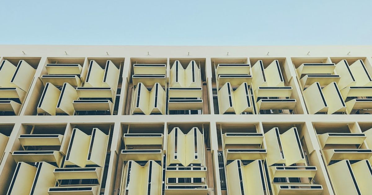 Fed Governor Miran Calls for More Interest Rate Cuts Amid Job Losses