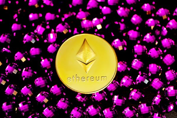 eCash Fork Sparks Concern Over User Risk and Bitcoin Principles