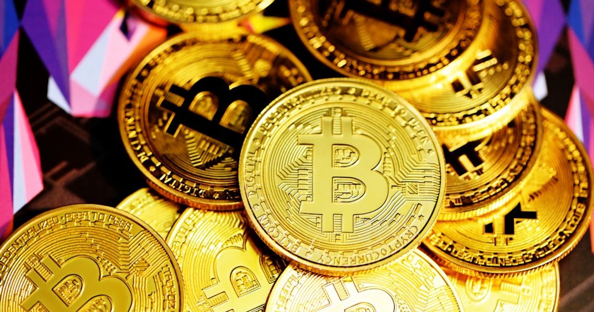 Bitcoin's Modest Rebound Diminishes Amid Broader Market Decline