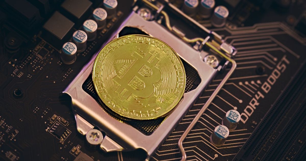 Bitcoin Resurfaces: Analyzing the COVID-Era Risk-Reward Dynamics