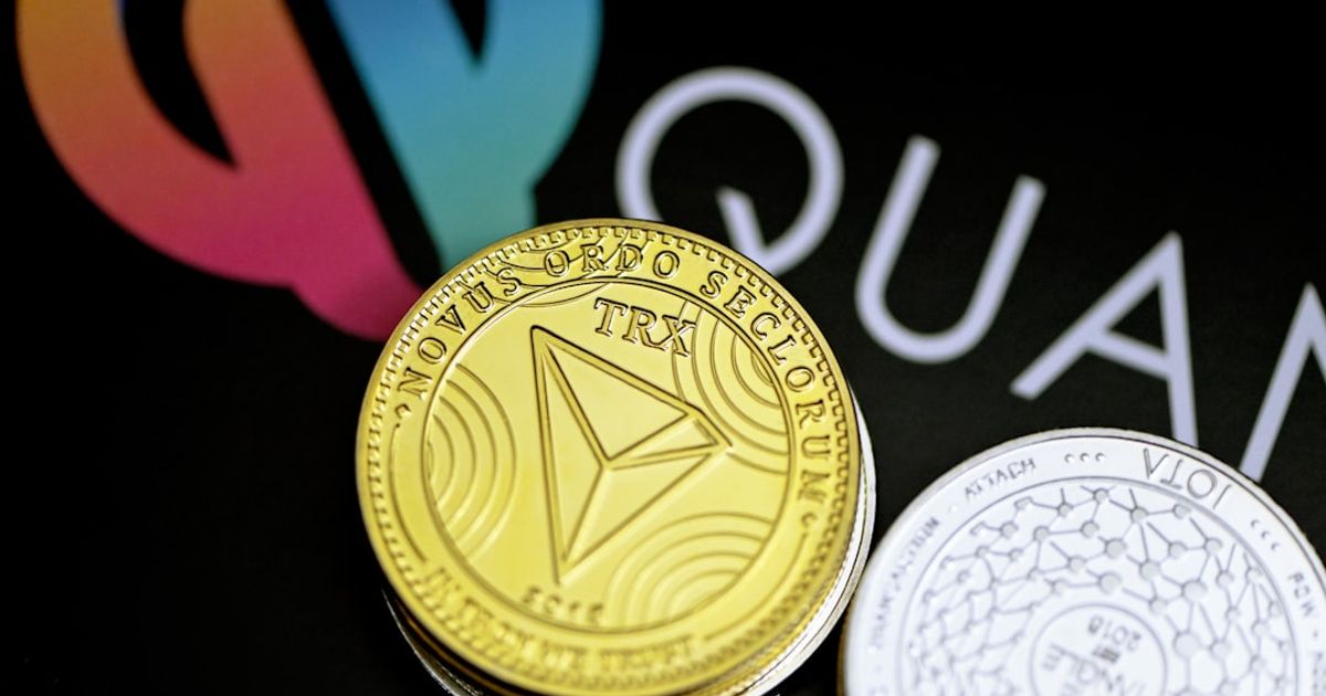 Bitcoin's Bearish Shift: Are We Witnessing the End of a Bull Cycle?