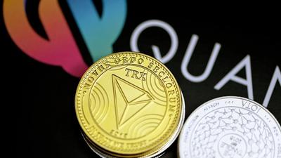 Semiconductor Sell-Off Hits Crypto—Ether Drops 4% Amid Chip Woes