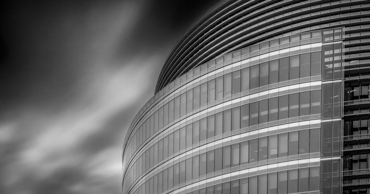 Circle's Stock Climbs Amid Crypto Selloff, Signaling Market Shifts