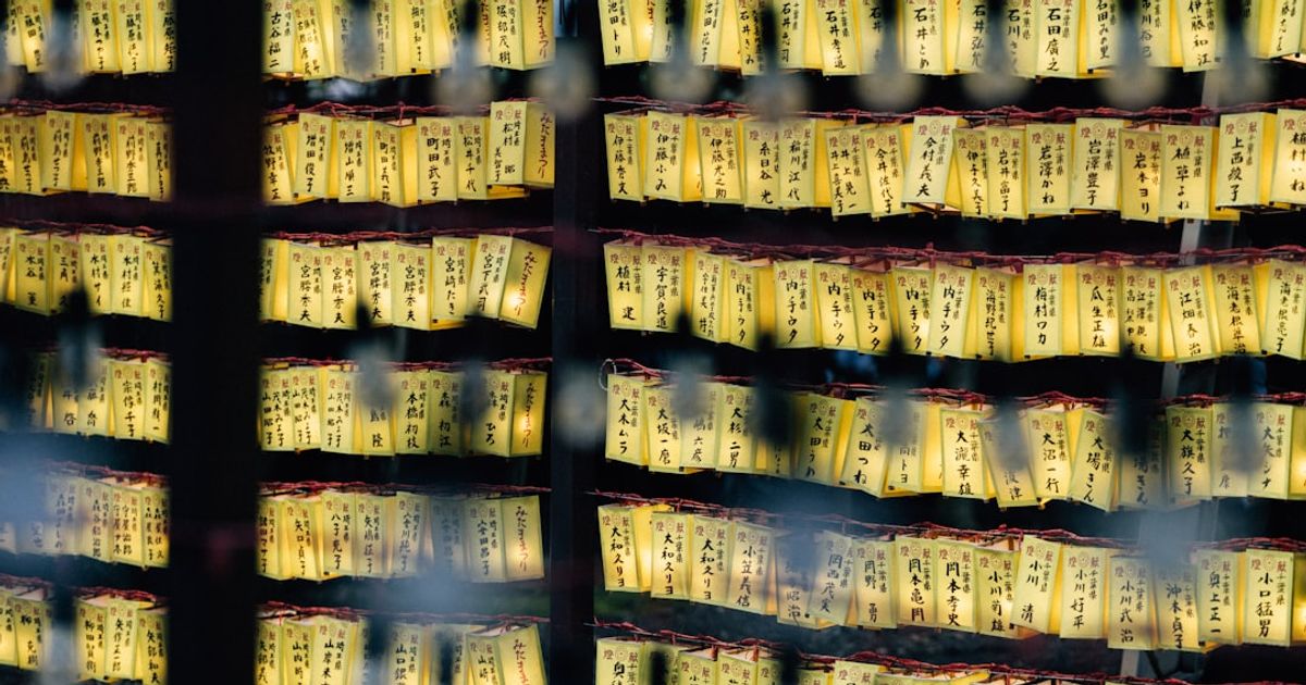 China Triples Gold Imports — Eastward Shift Defies Falling Prices