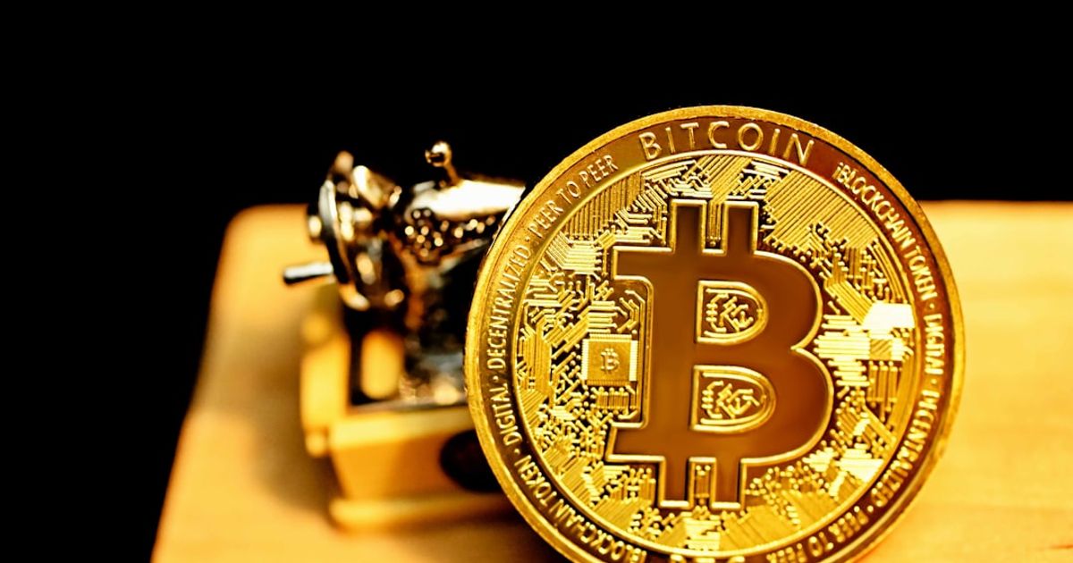 Bitcoin Faces Potential Drop to $55,000 Amid Capital Outflows and Macro Risks