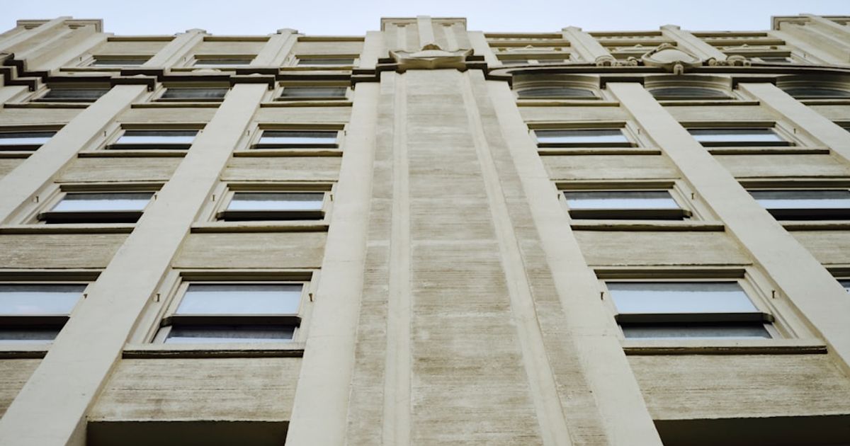 Crypto Markets Brace for Earnings Reports and Fed Minutes This Week