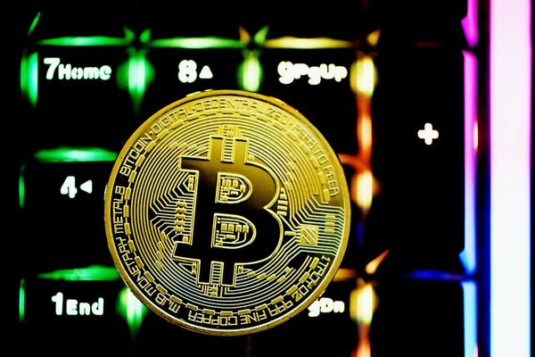 Bitcoin Faces Pressure Amid High Liquidation and Bearish Sentiment