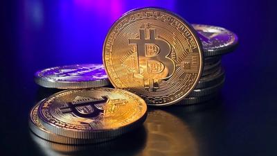 9 Days of Bitcoin ETF Outflows Signal Waning Demand