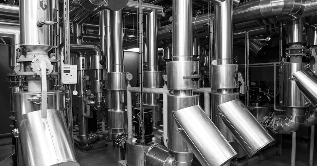 Soaring Mortgage Rates Linked to Oil Price Volatility Amid Conflict