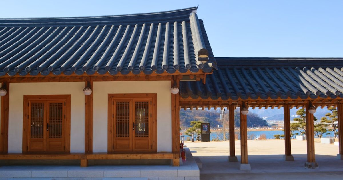 South Korea's Stablecoin Holdings Plunge as Currency Weakens