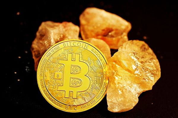 Bitcoin Dips Below $68,000 — ETF Outflows and Mt. Gox Moves Weigh Heavily