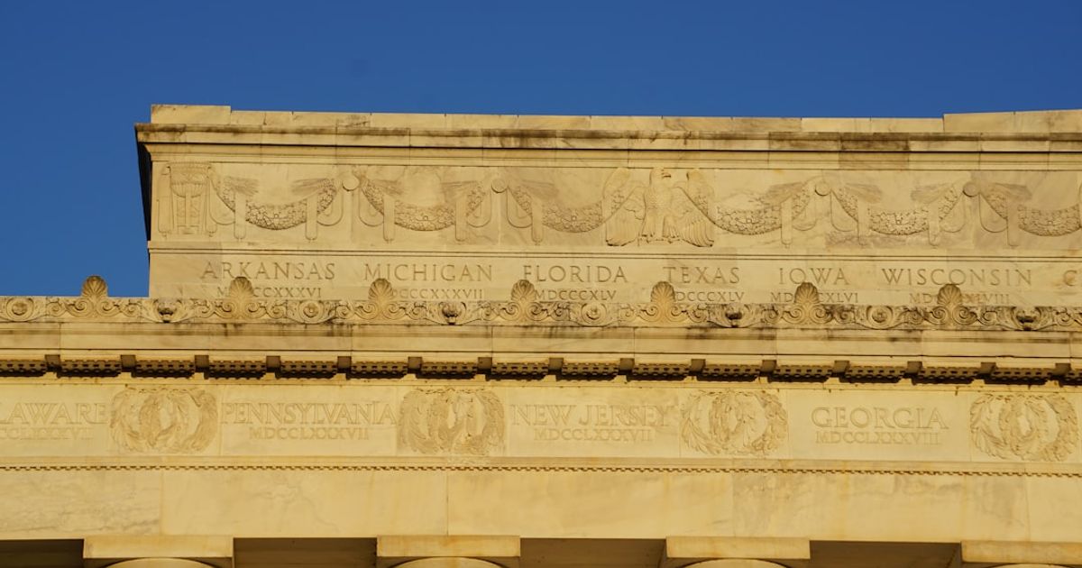 Rising U.S. Treasury Yields Impact Bitcoin as Investors Seek Safety