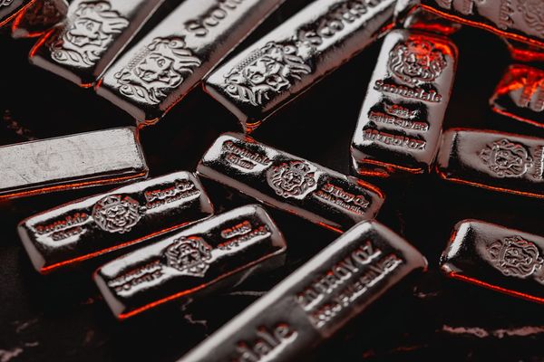 Understanding Silver Investment: Bullion vs Jewelry in 2026