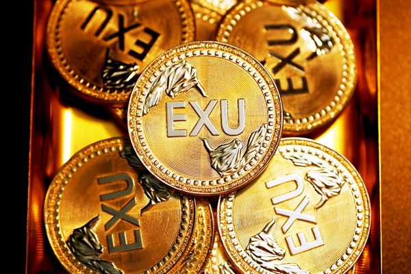Gold Prices Surge Amid Rising Fiscal Pressures and Inflation Signals