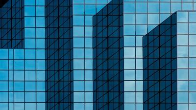 Spot XRP ETFs: Franklin Templeton's Lowest Fees — Bitwise Leads Trading