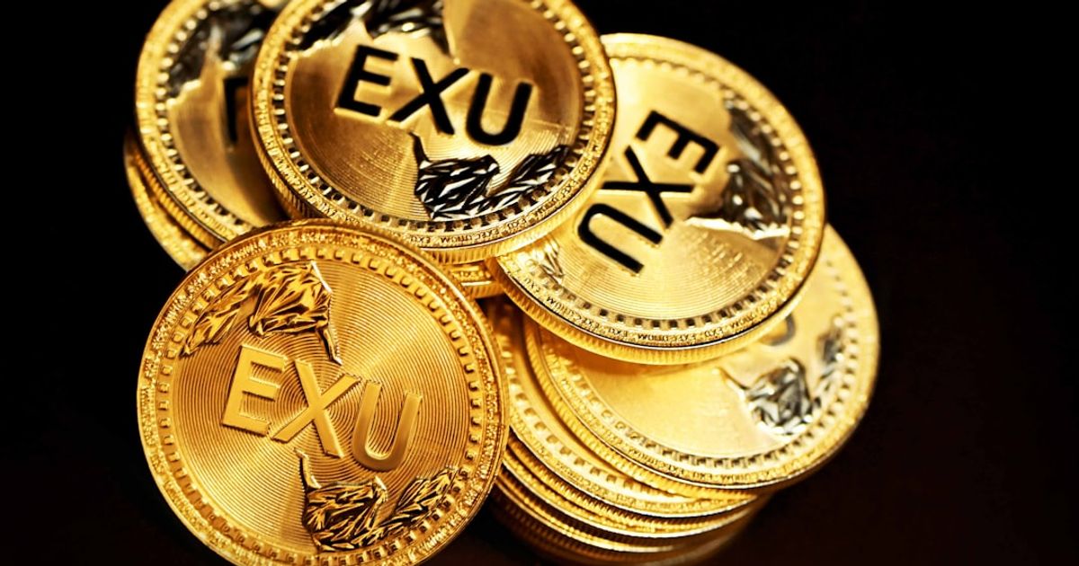 Gold Surges Amid Oil Crash and US-Iran Peace Talks