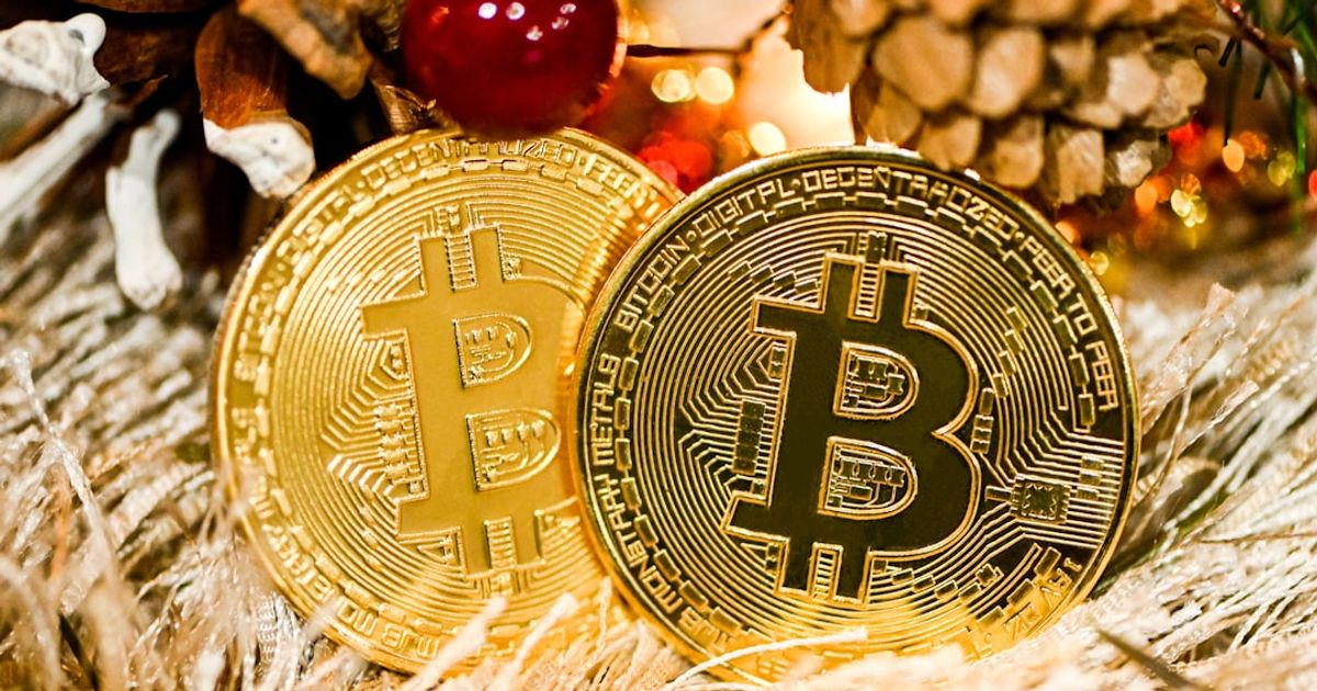 Gifting in the Crypto Age: What's Hot This Holiday Season