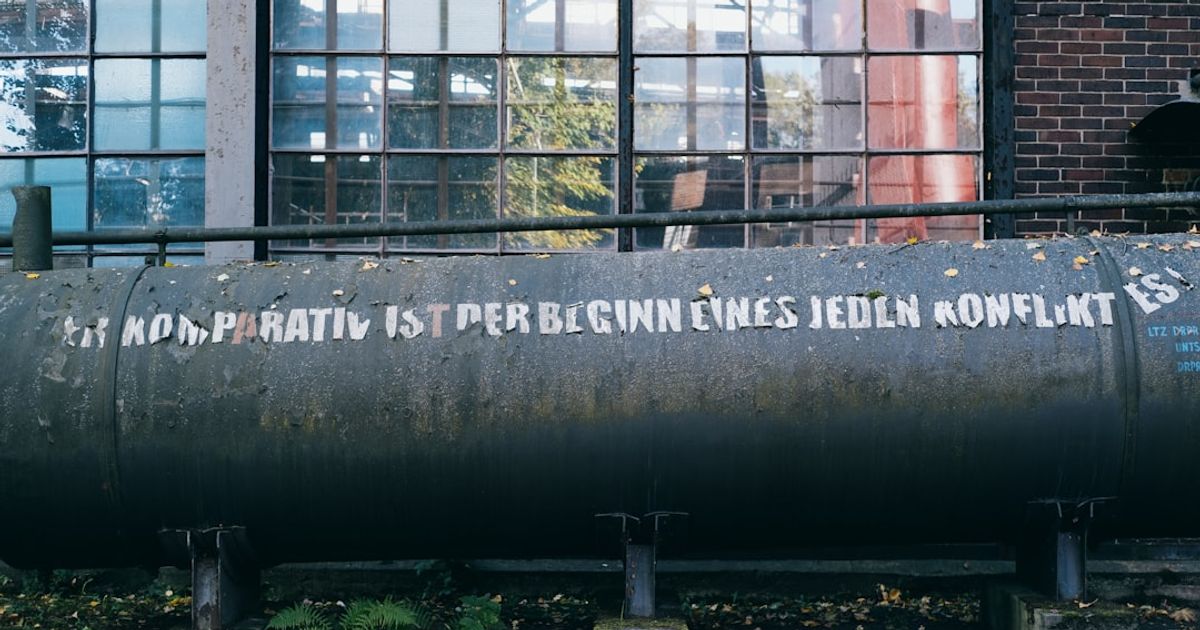 Oil Prices Signal Major Shifts in Bitcoin's Market Dynamics