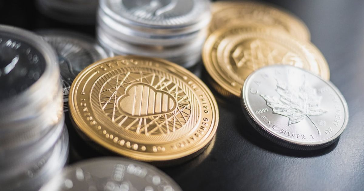 Factory Costs Soar — Gold Holds Firm Amid Fed Dilemma
