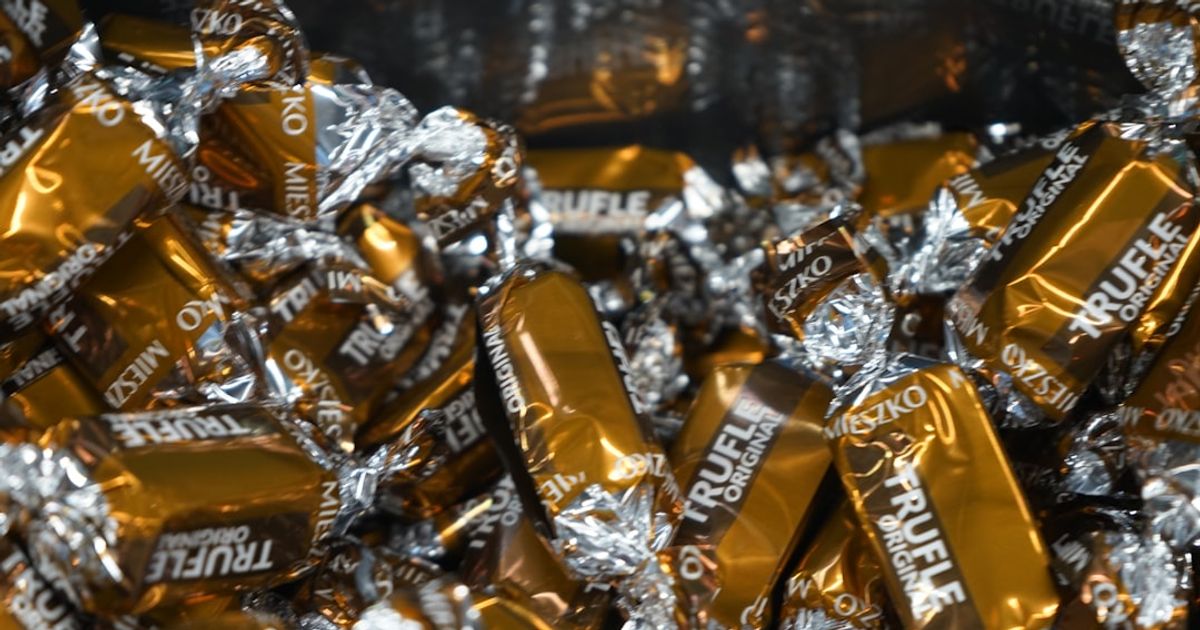 Geopolitical Tensions and Market Shifts Drive Gold and Silver Prices Higher