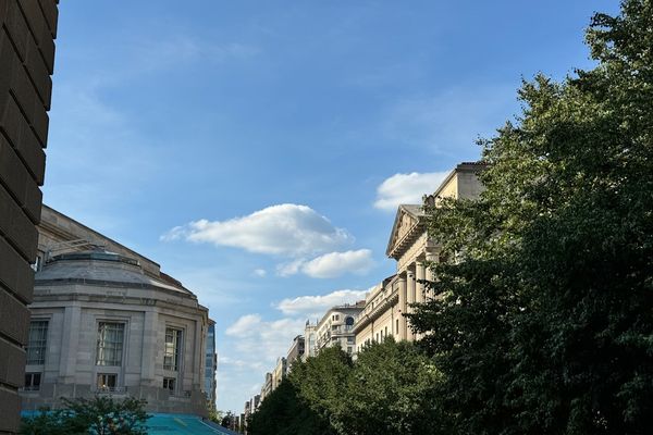 AI Tools Amplify Cybersecurity Risks in the Crypto Sector