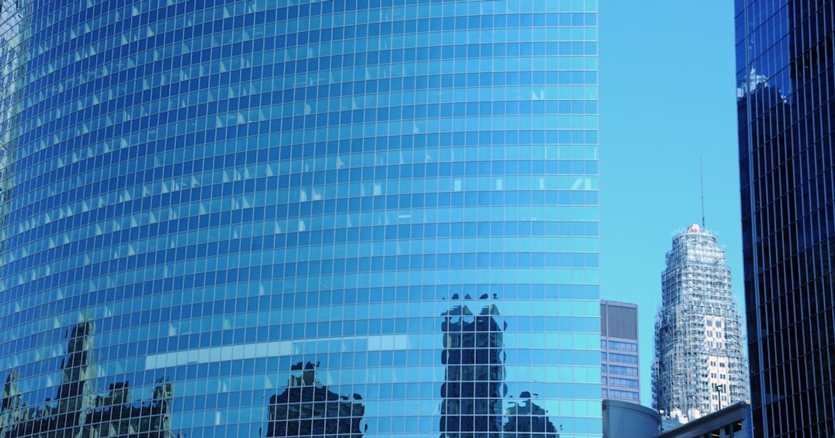 Bloom Energy Surges as New CFO Prepares for Earnings Call