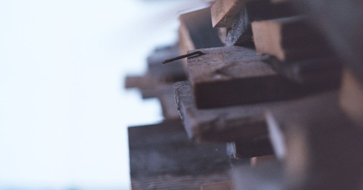 Bitcoin Outshines Gold and Silver Amid Institutional Withdrawals and Liquidity Strains