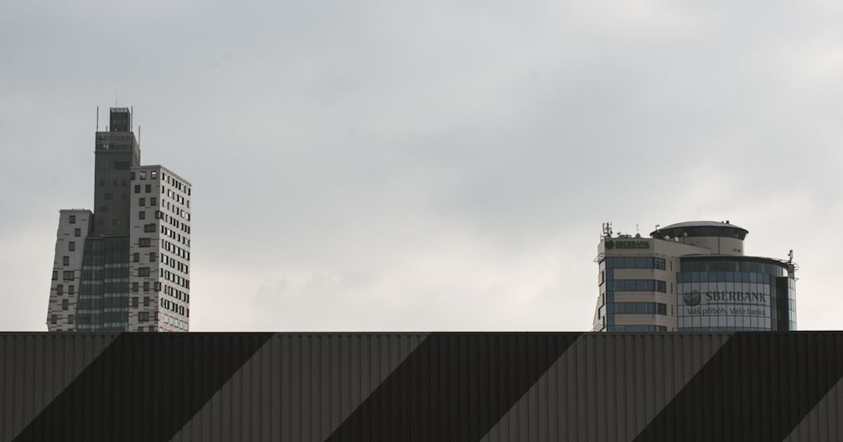 XRP, Zcash, and Uniswap: Top Crypto Picks Amid Market Shifts