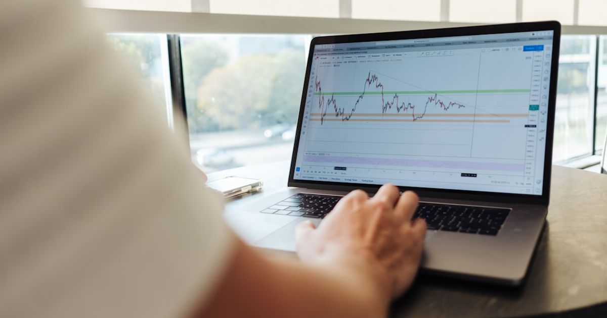 Institutional Crypto Investors Shift Focus from Price to Yield