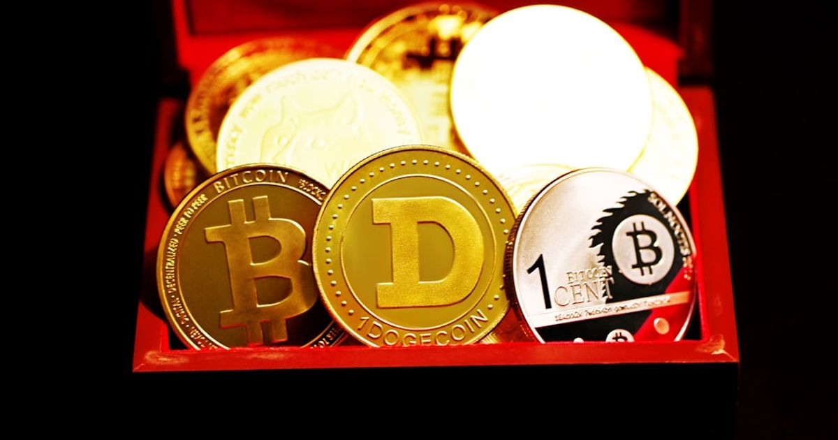 Bitcoin Struggles Below $84K — Bears Hold Ground at Key Levels