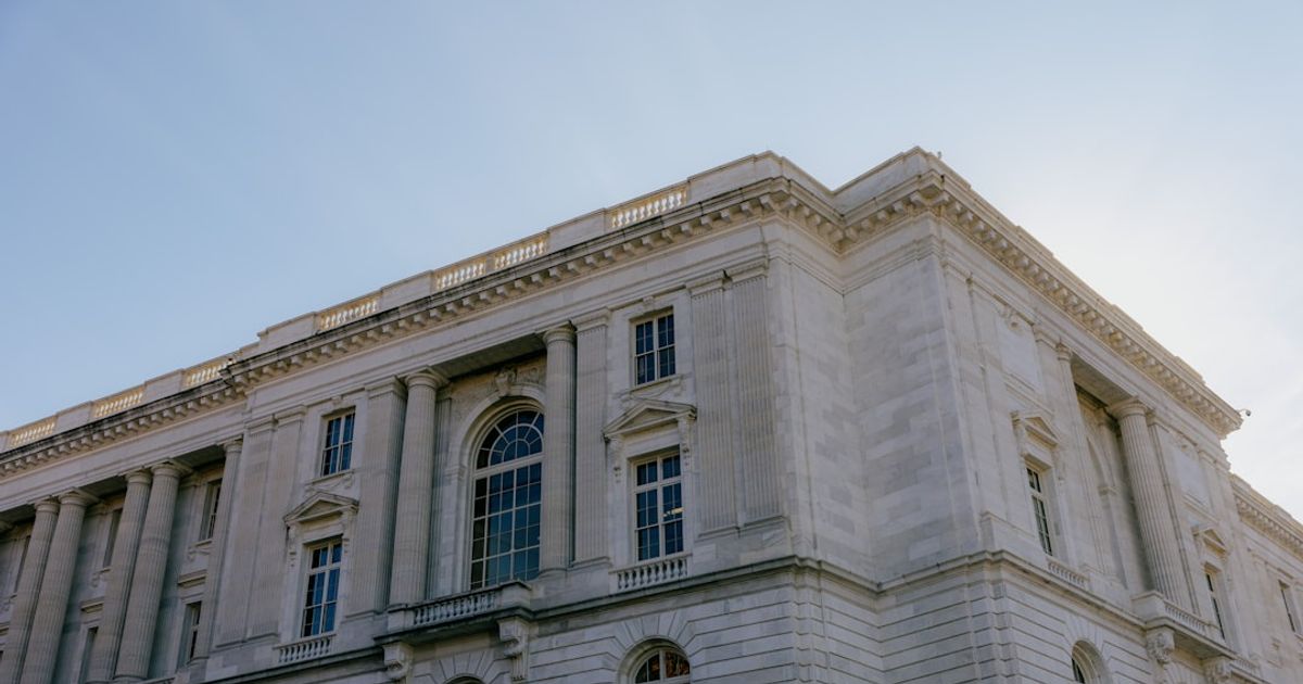 Bitcoin's Journey to $80K: Institutional Support Wanes Ahead of Fed Decision