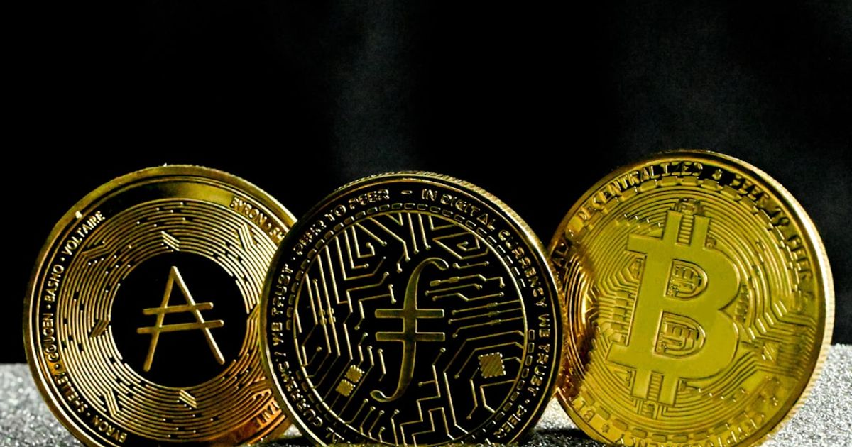 Belarus Embraces Crypto Mining to Challenge Dollar Dominance