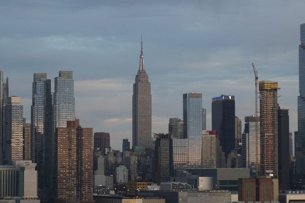 US Equity Market's $75 Trillion Threat—Crypto Stands to Gain