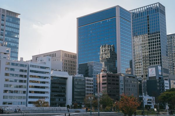 Centrica's Transformation Strategy Amid Tough Commodity Trading Environment