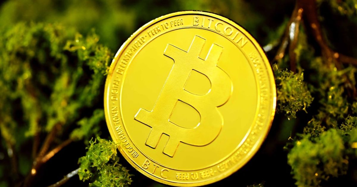Bitcoin ETF Outflows Surge to Record $2.8 Billion — 9-Day Streak