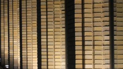 Gold Soars $90 as Inflation Drops — Real Yields in Focus