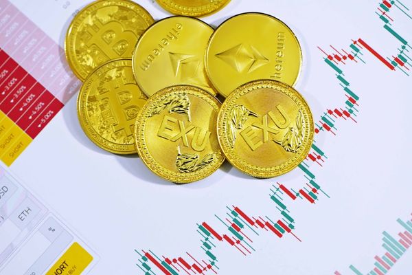$345M Ether ETF Outflows Overwhelm BitMine Buys — ETH Risks Sub-$1,500