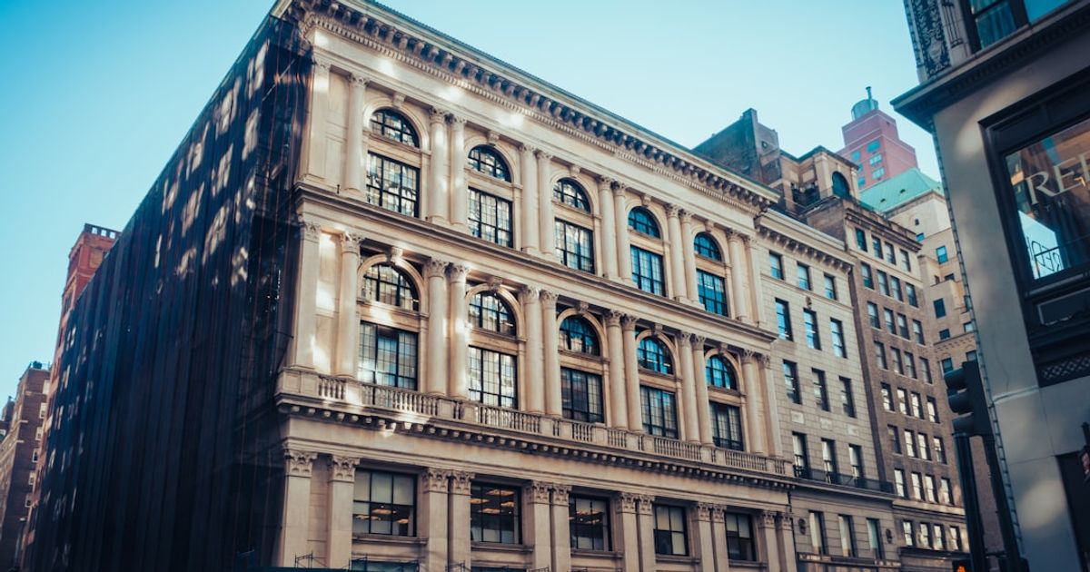 Bitcoin Approaches $80,000 Amid Geopolitical Tensions and Fed Uncertainty