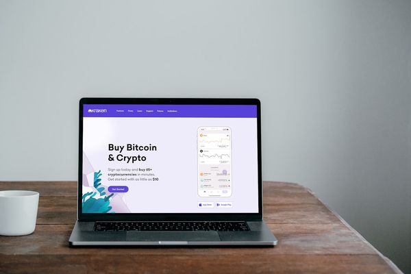 XRP ETFs Attract $60M as Price Struggles Amid Market Consolidation
