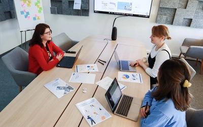 Bhutan's Bold Move: $970K ETH Staking Marks a New Era in Government Crypto Engagement