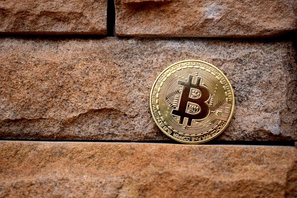 Bitcoin ETFs Drive Investment Surge Amid Market Volatility