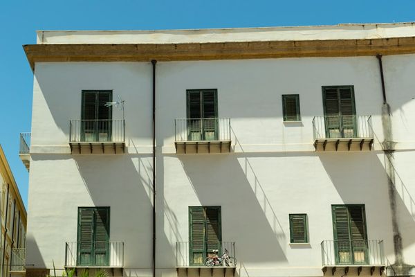 U.S. Job Losses and Rising Unemployment Rate Signal Fed Rate Cuts Ahead