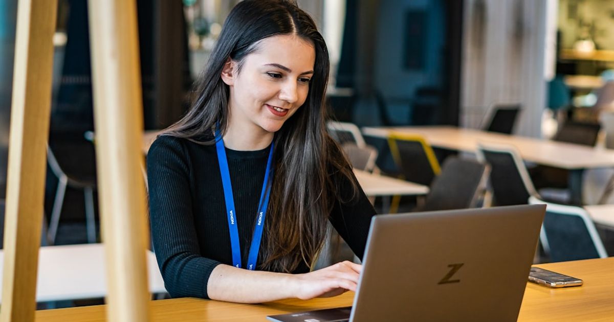 Capital Rotation: Bitcoin and Ethereum ETFs Face Outflows as Investors Turn to Altcoins